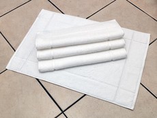 Dreyer snag free 660gsm Hospitality Bath Mat Set - Set of 4