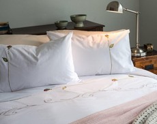 Bella Collection Antique Rose Duvet Set