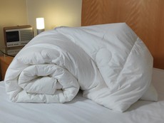 Dreyer Premium Microfibre and 100% Cotton Duvet
