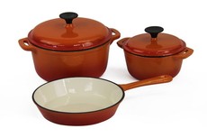Fine Living - Red Lifestyle Cast Iron Cookware - Set of 5