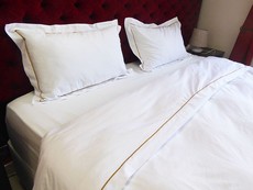 Rey's Fine Linen 300TC Super King Oxford Sateen Duvet Cover Set White/Gold