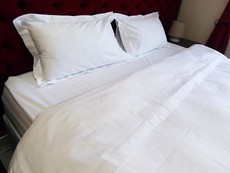 Reys Fine Linen 300TC Double Duvet Cover Set Plain White