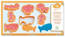 Djeco Play Dough - 6 Cutters and 6 Stamps - Wild Animals