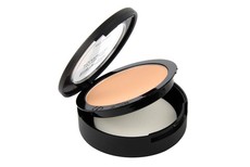 BYS Cosmetics Two Way Wet & Dry Foundation Sand Beige - 7g