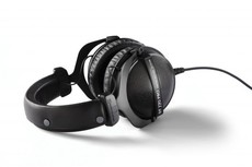 Beyerdynamic DT770 Pro 32 Ohm Headphones - Black