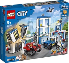 LEGO® City Police Station