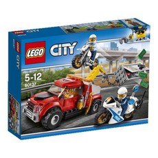 LEGO® City Police Tow Truck Trouble: 60137