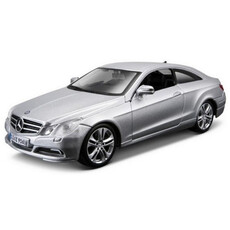 Diecast burago merc e-class cp(silv)1:32