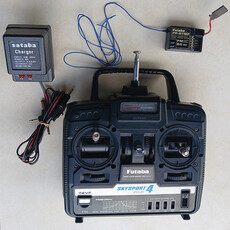 Futaba Skysport 4 (tx rx batt & charger)