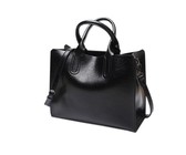 Alla Moda - Fashion Woman Tote Handbag with Lock